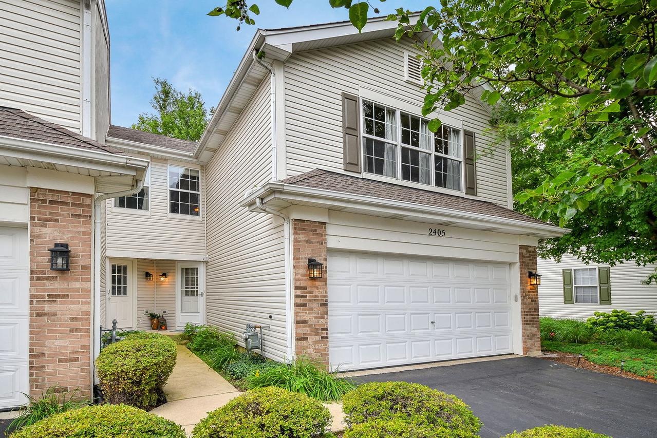 2405 Stoughton Cir., Aurora, IL 60502