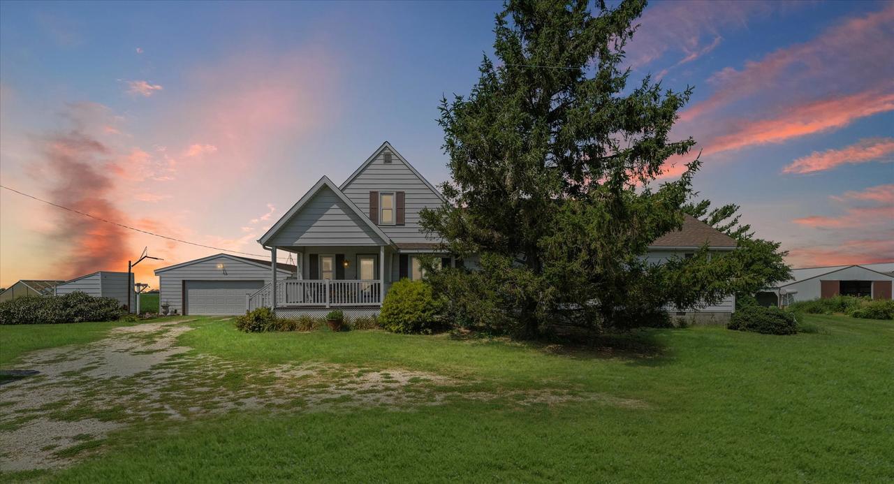 3345 County Road 400 E Rd., Fisher, IL 61843