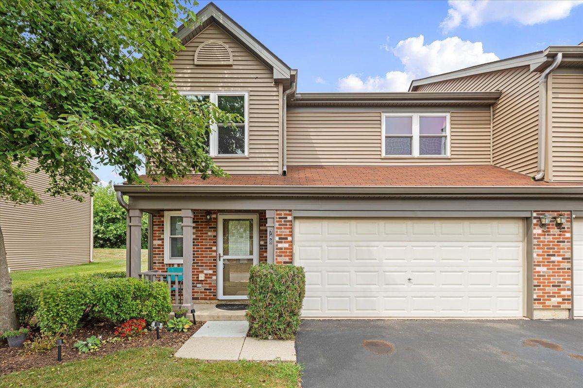 748 E Whispering Oaks Ct., Palatine, IL 60074