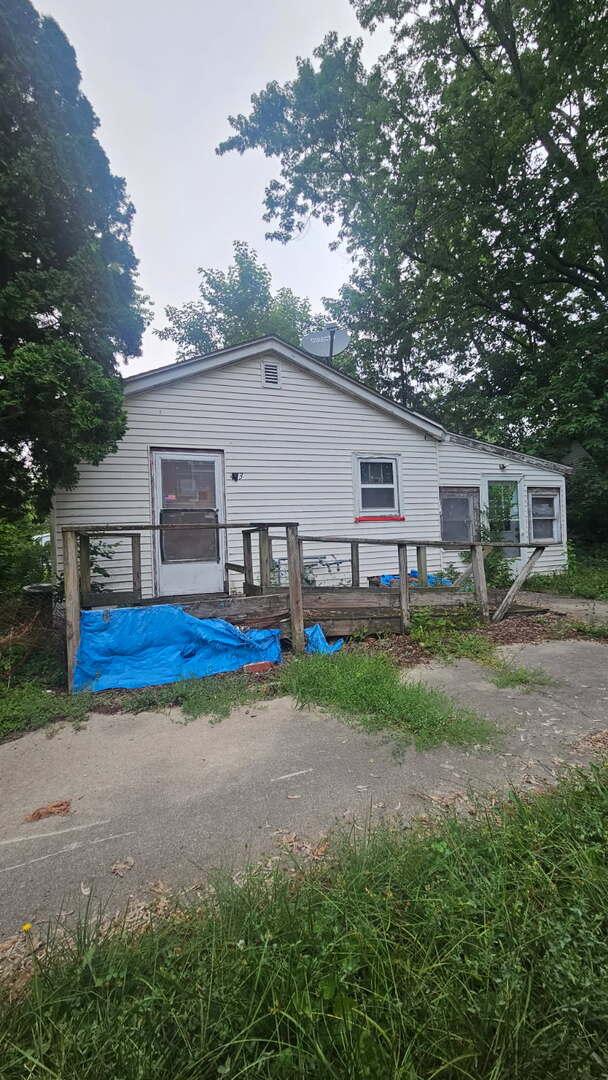 483 S 4th St., Sheldon, IL 60966