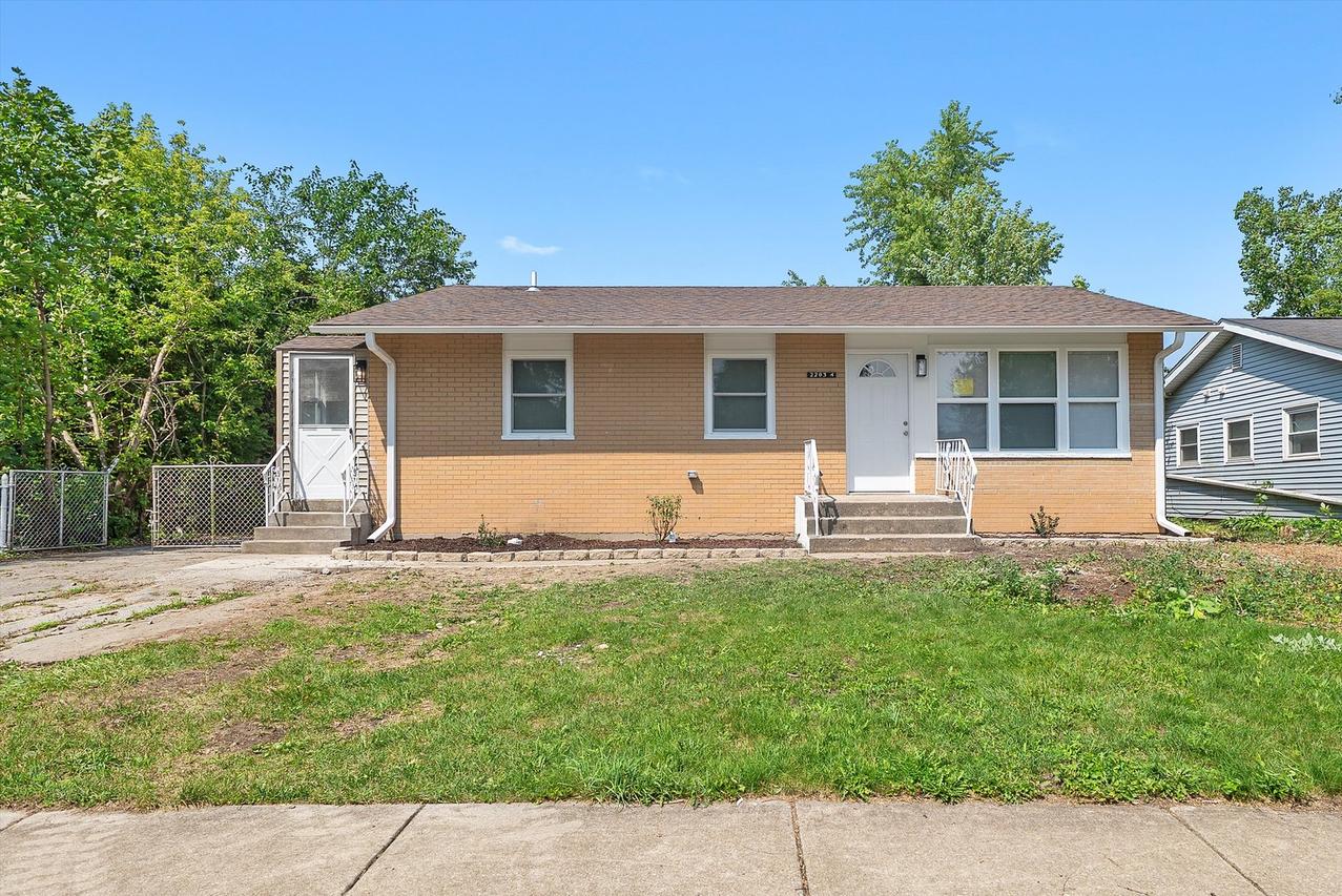 2203 220th  A St., Sauk Village, IL 60411
