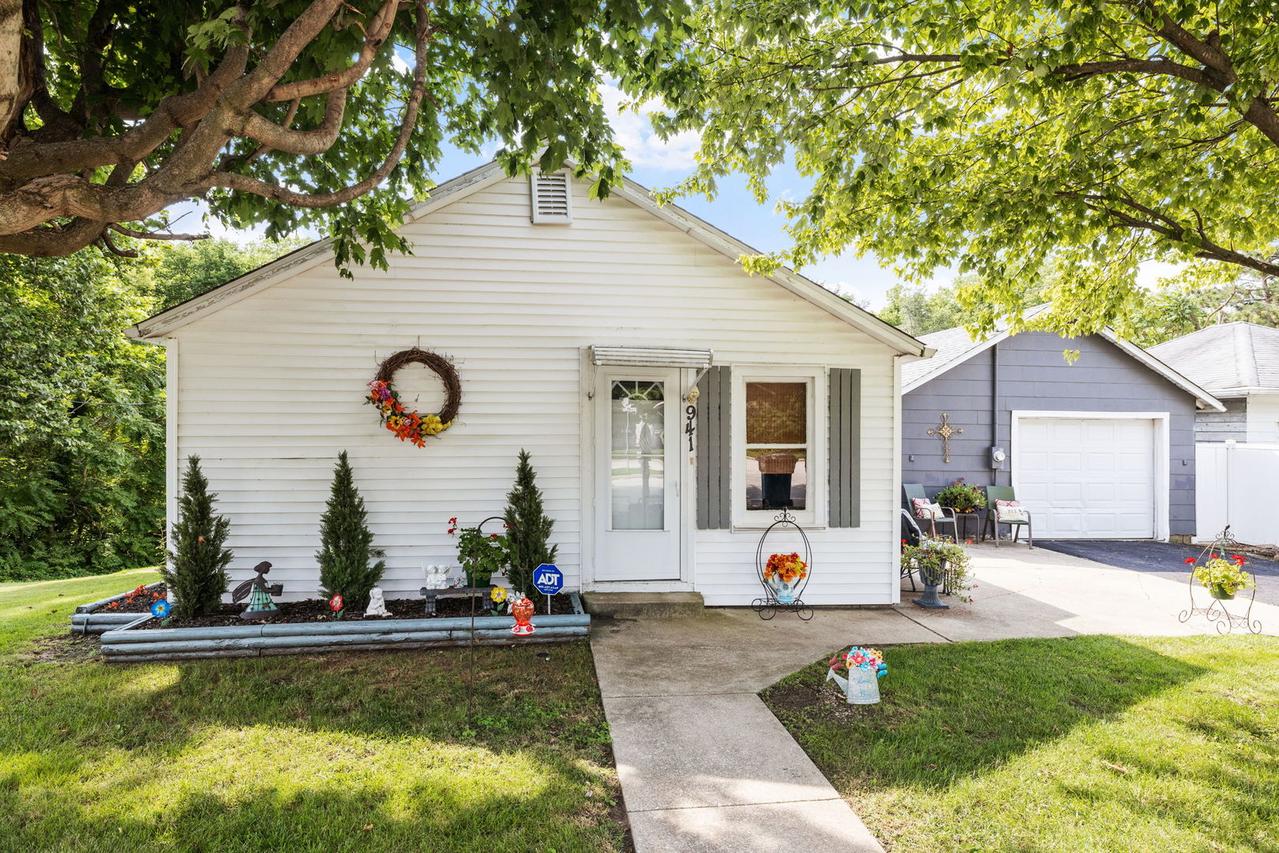 941 E Washington St., Morris, IL 60450