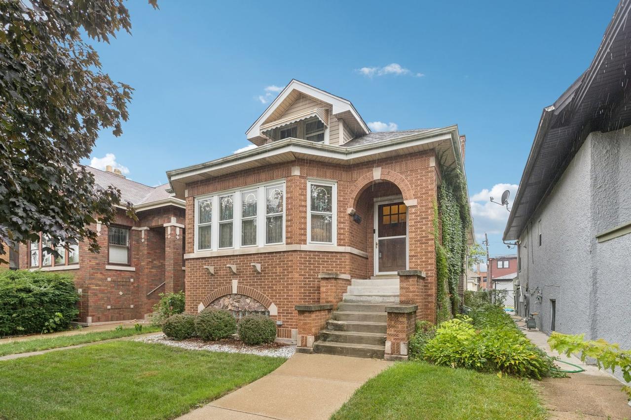1440 Cuyler Ave., Berwyn, IL 60402