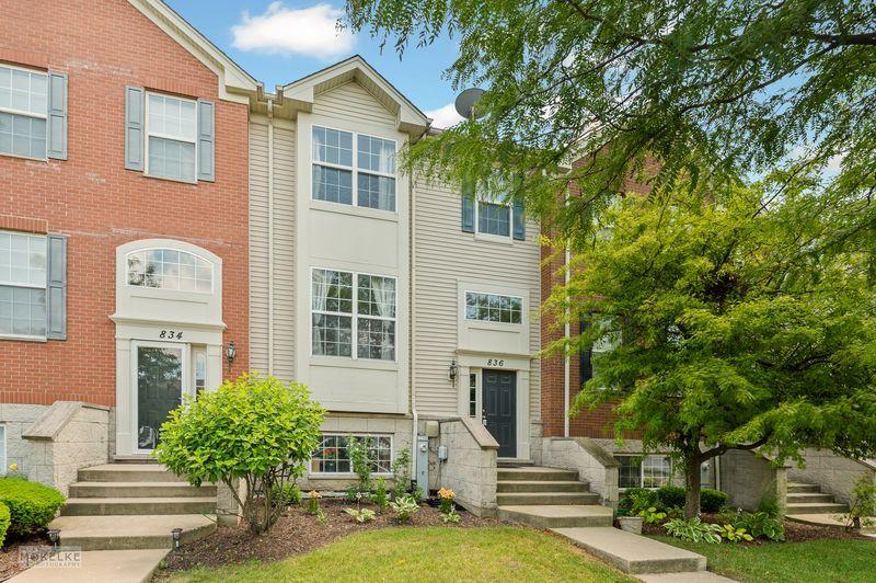 836 Lewisburg Ln., Aurora, IL 60504