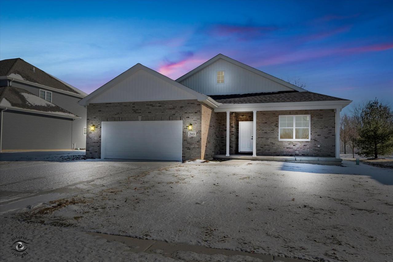 203 Hickory St., Peotone, IL 60468