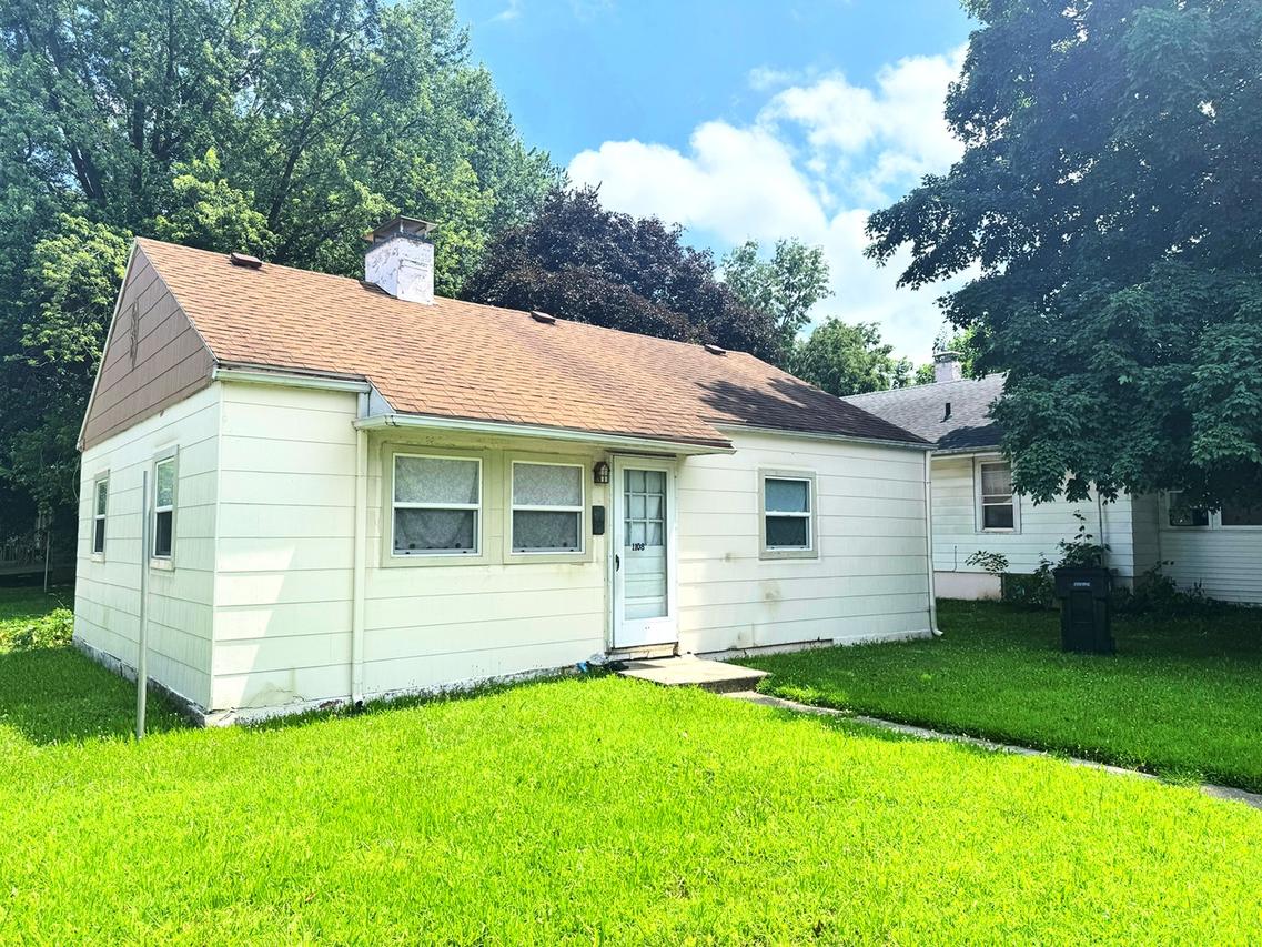 1108 N State St., Champaign, IL 61820