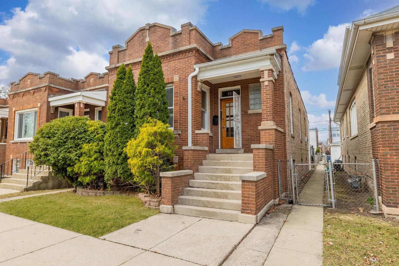 2232 S 59th Ave., Cicero, IL 60804