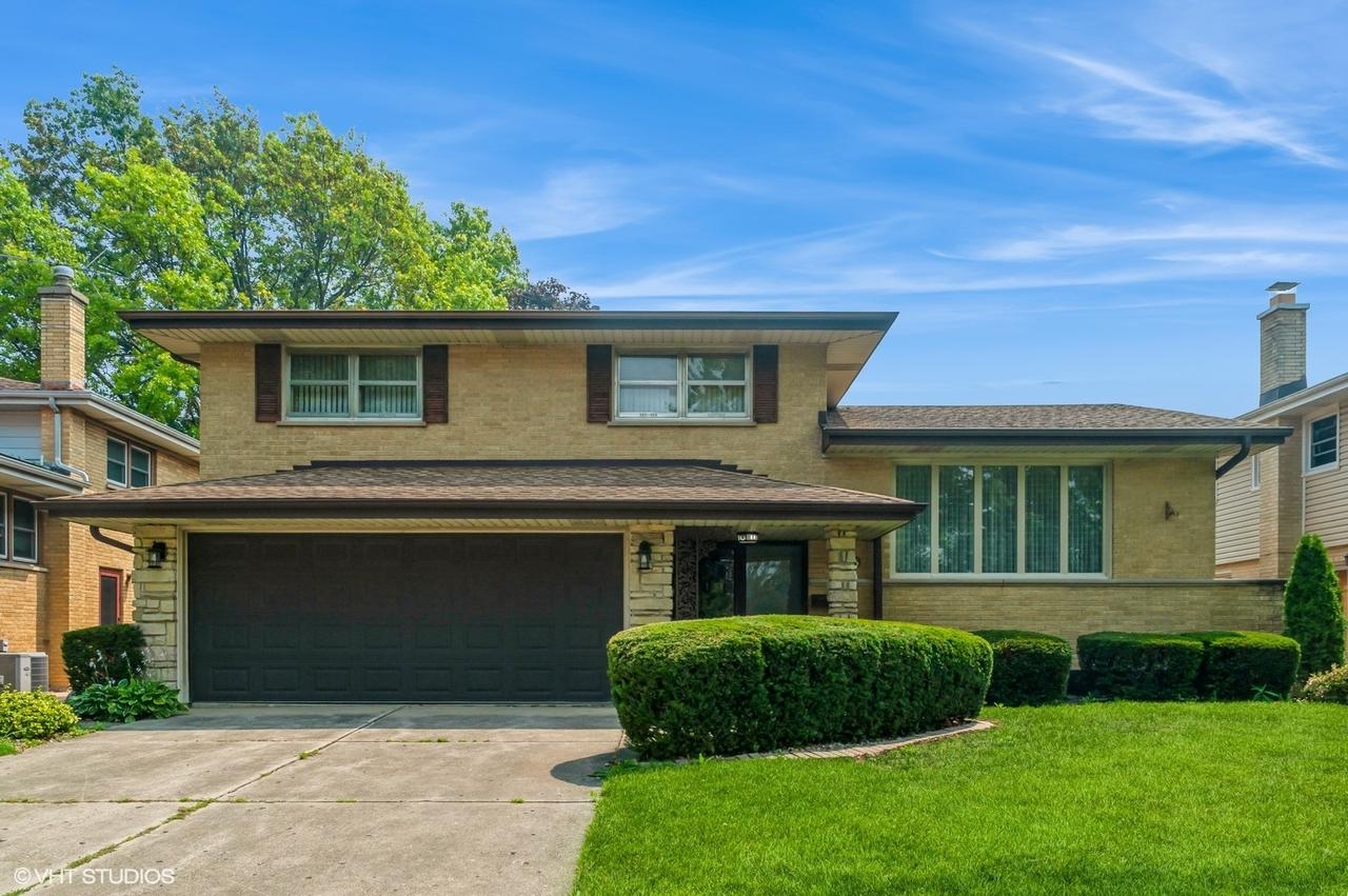 8253 N Western Ave., Niles, IL 60714