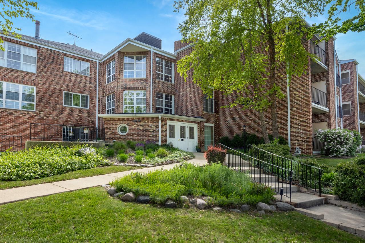 [Address Hidden by Seller], Elk Grove Village, IL 60007