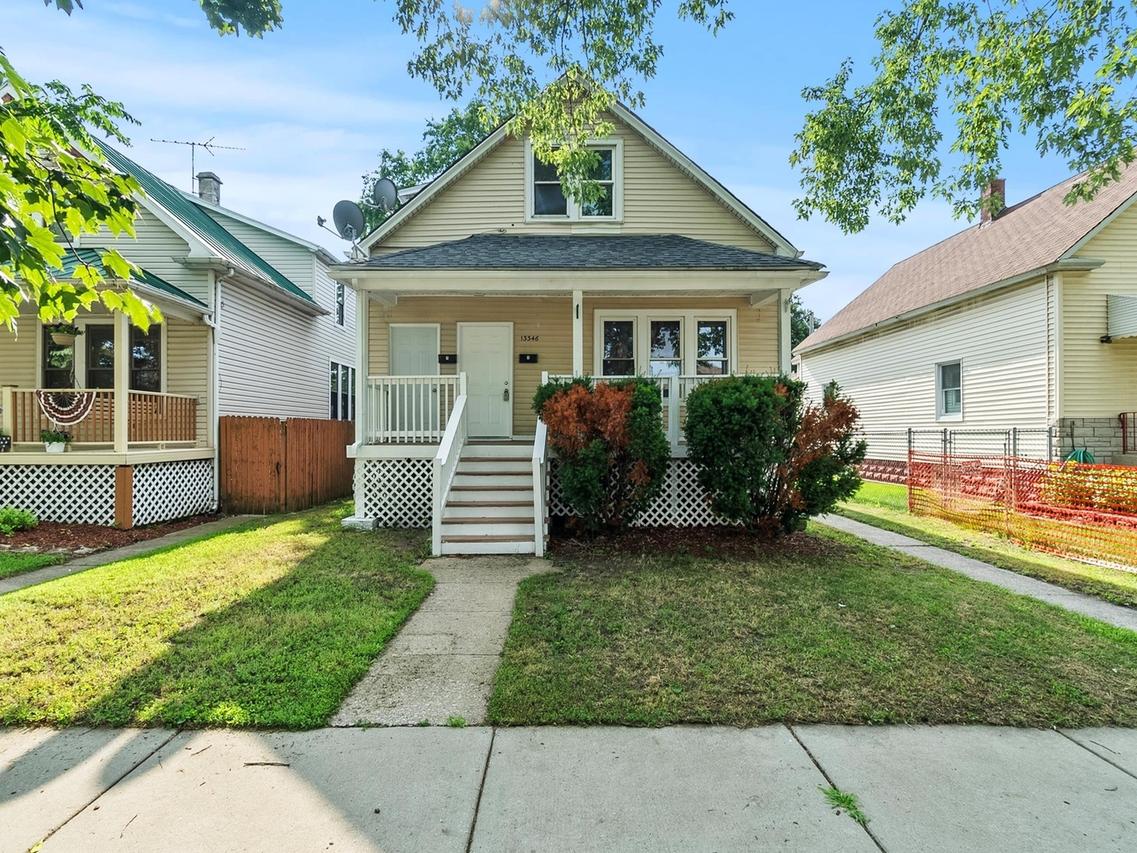 13346 S Carondolet Ave., Chicago, IL 60633