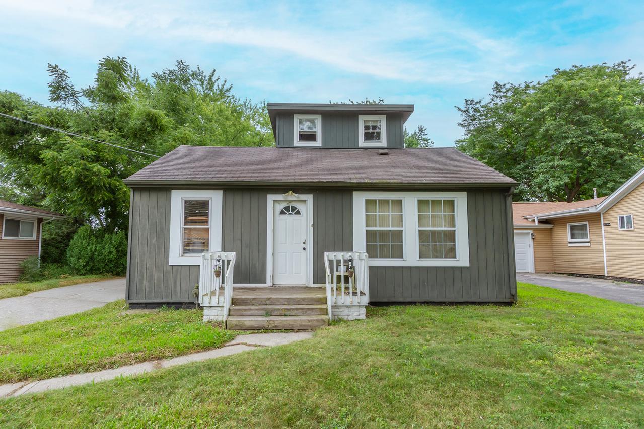 36379 N Wesley Rd., Ingleside, IL 60041