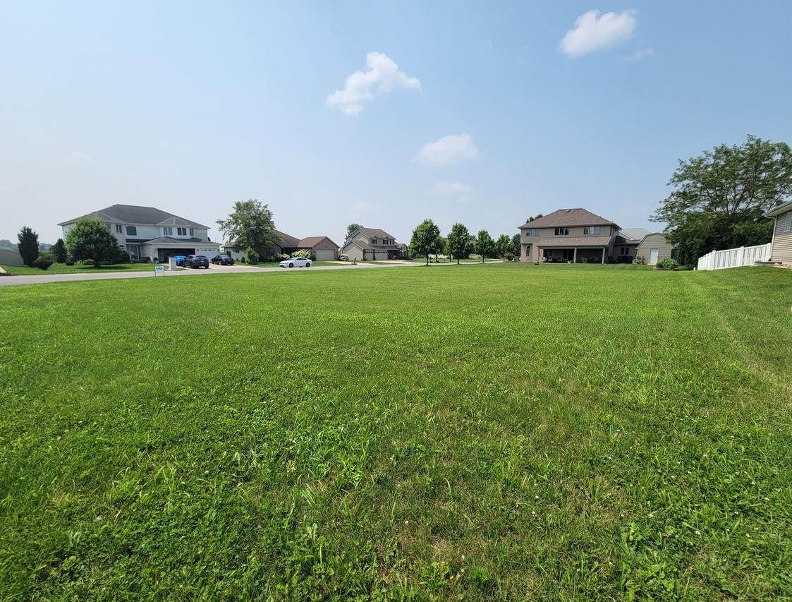 1947 Flagstone Ave., Bourbonnais, IL 60914
