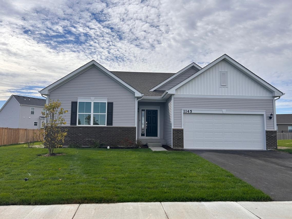 1145 Greenleaf St., Sycamore, IL 60178