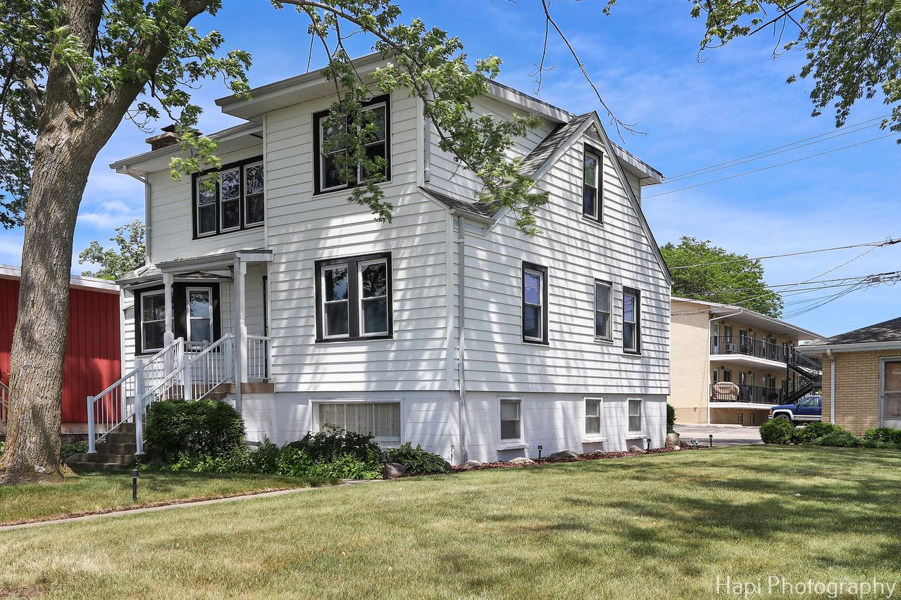 36 S Pistakee Lake Rd., Fox Lake, IL 60020