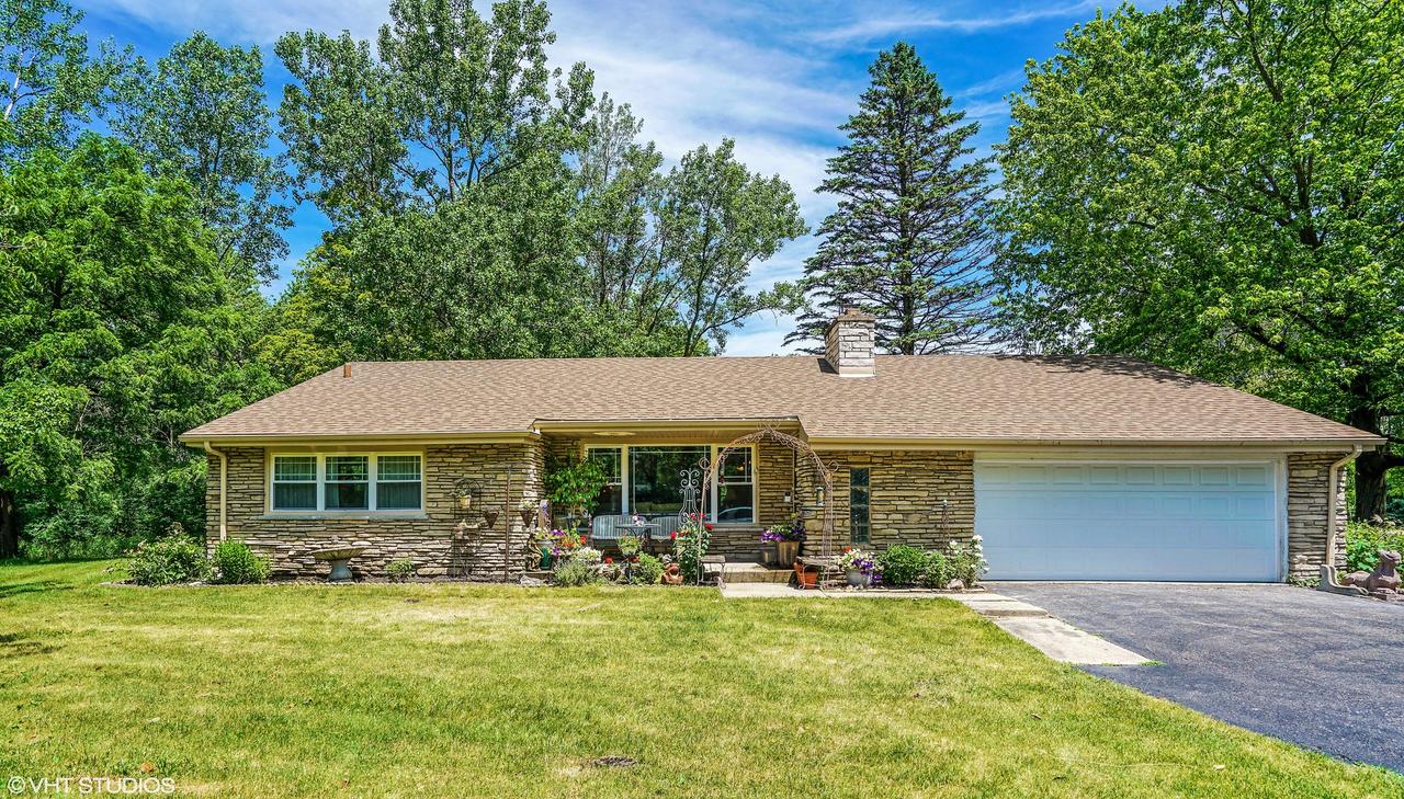 [Address Hidden by Seller], Riverwoods, IL 60015