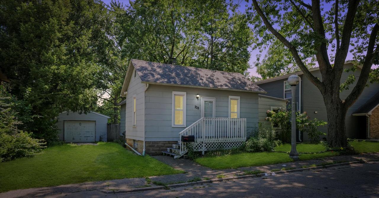 708 S Walnut St., Urbana, IL 61801