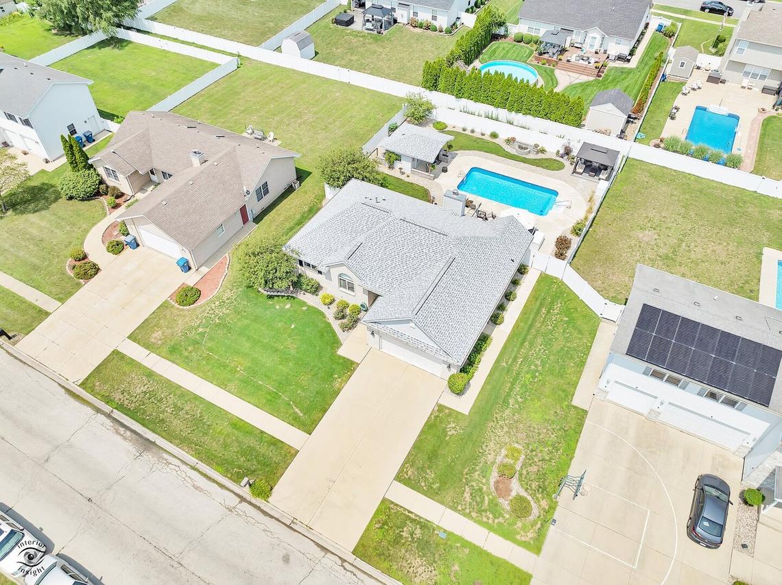 905 Magnolia Dr., Bourbonnais, IL 60914