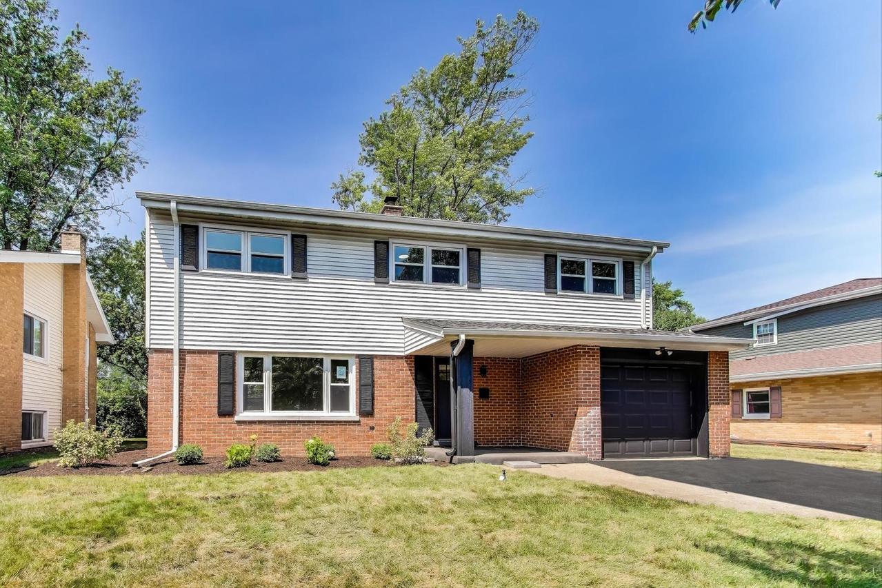 6 S Donald Ave., Arlington Heights, IL 60004
