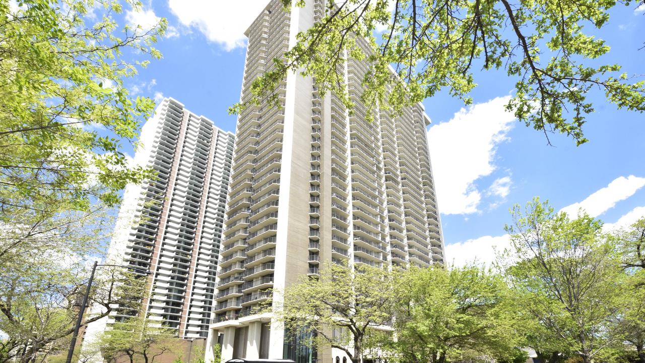 6007 N Sheridan Rd. #31J, Chicago, IL 60660