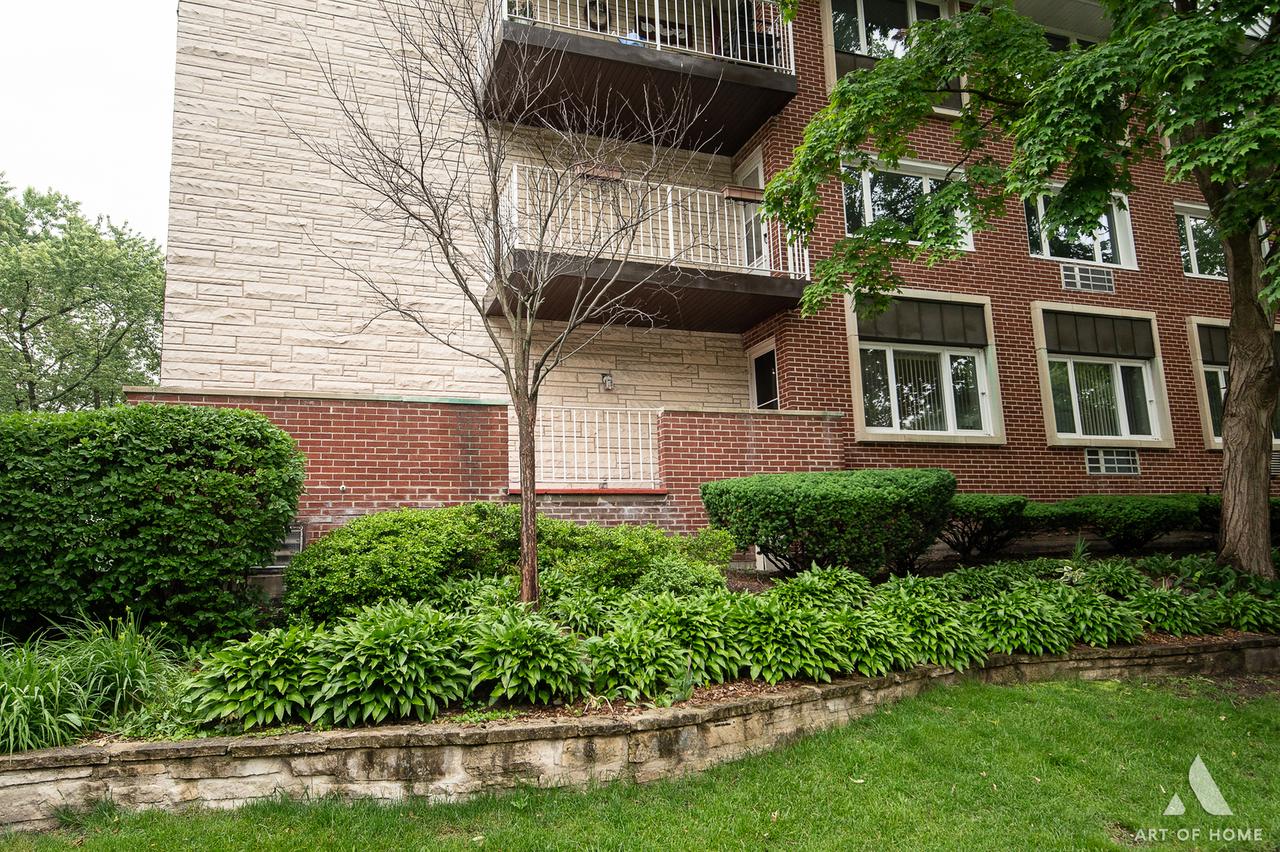 101 N Peartree Ln., Arlington Heights, IL 60004