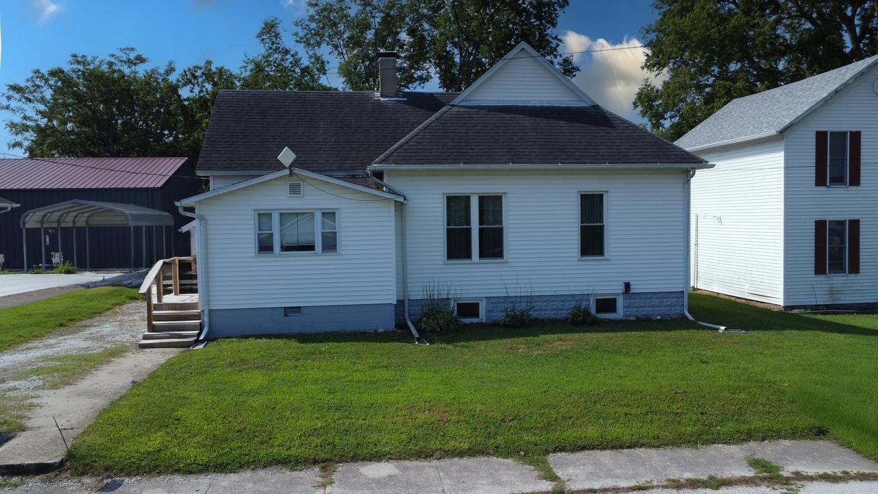 206 W Frederick St., Milford, IL 60953