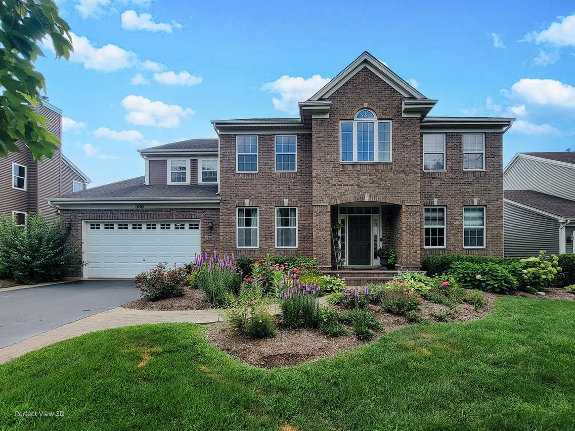 380 Merion Dr., Cary, IL 60013