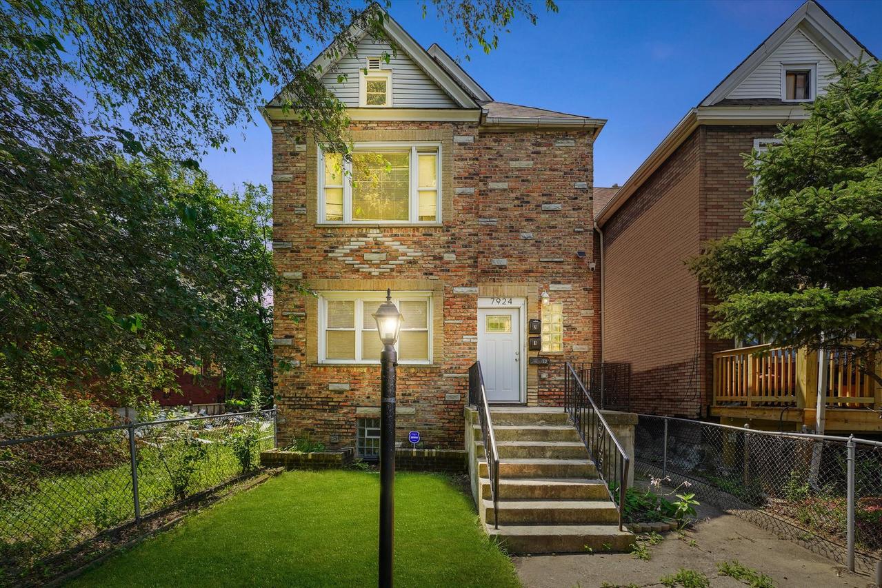 7924 S Lowe Ave., Chicago, IL 60620