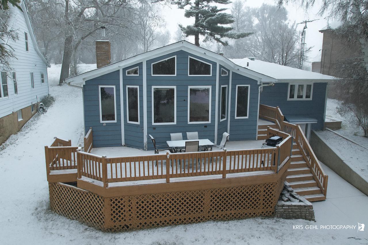 532 Circle Dr., Fox Lake, IL 60020