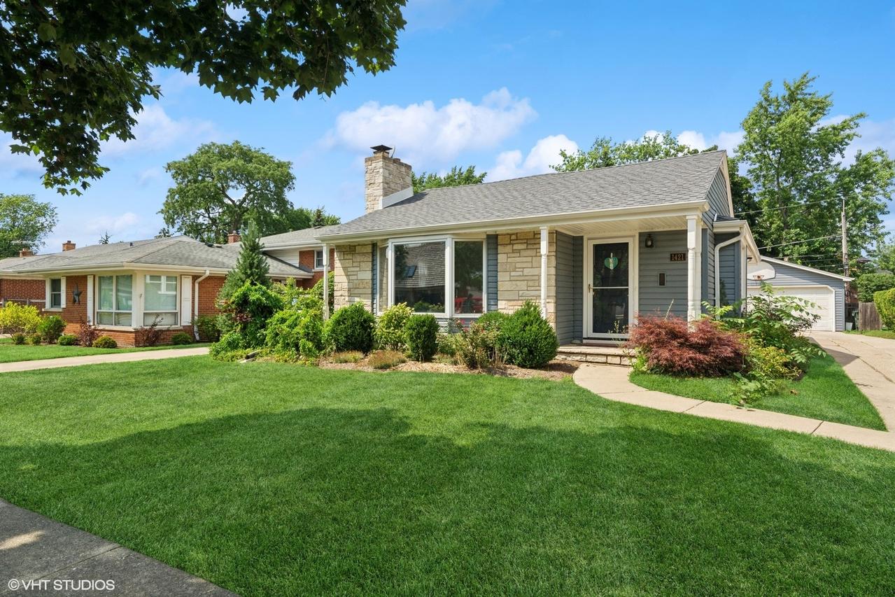 1421 Cynthia Ave., Park Ridge, IL 60068