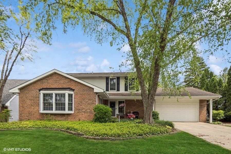 6531 Deerpath Ct., Lisle, IL 60532