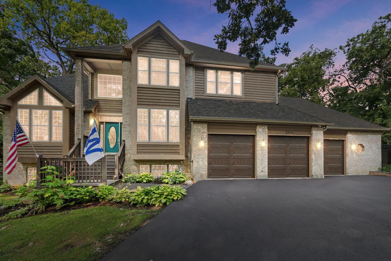 3214 Chelmsford Dr., Spring Grove, IL 60081