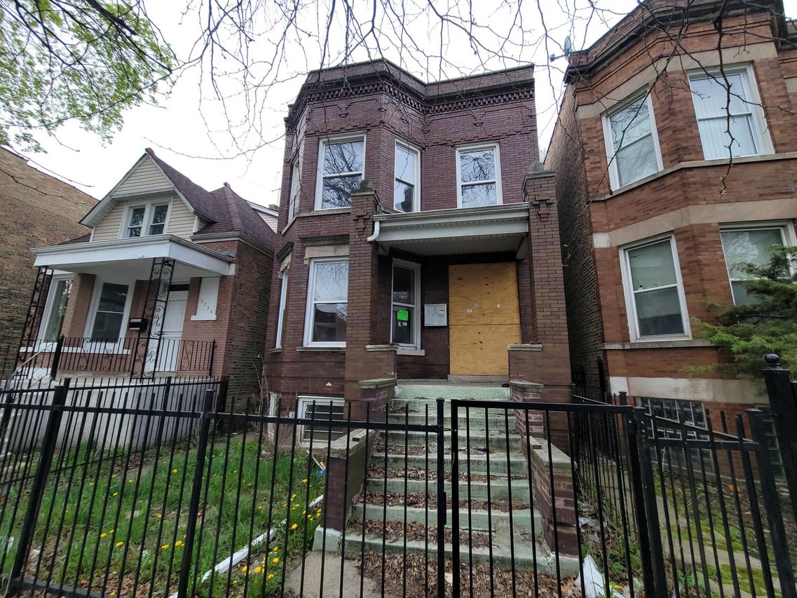5732 S Sangamon St., Chicago, IL 60621