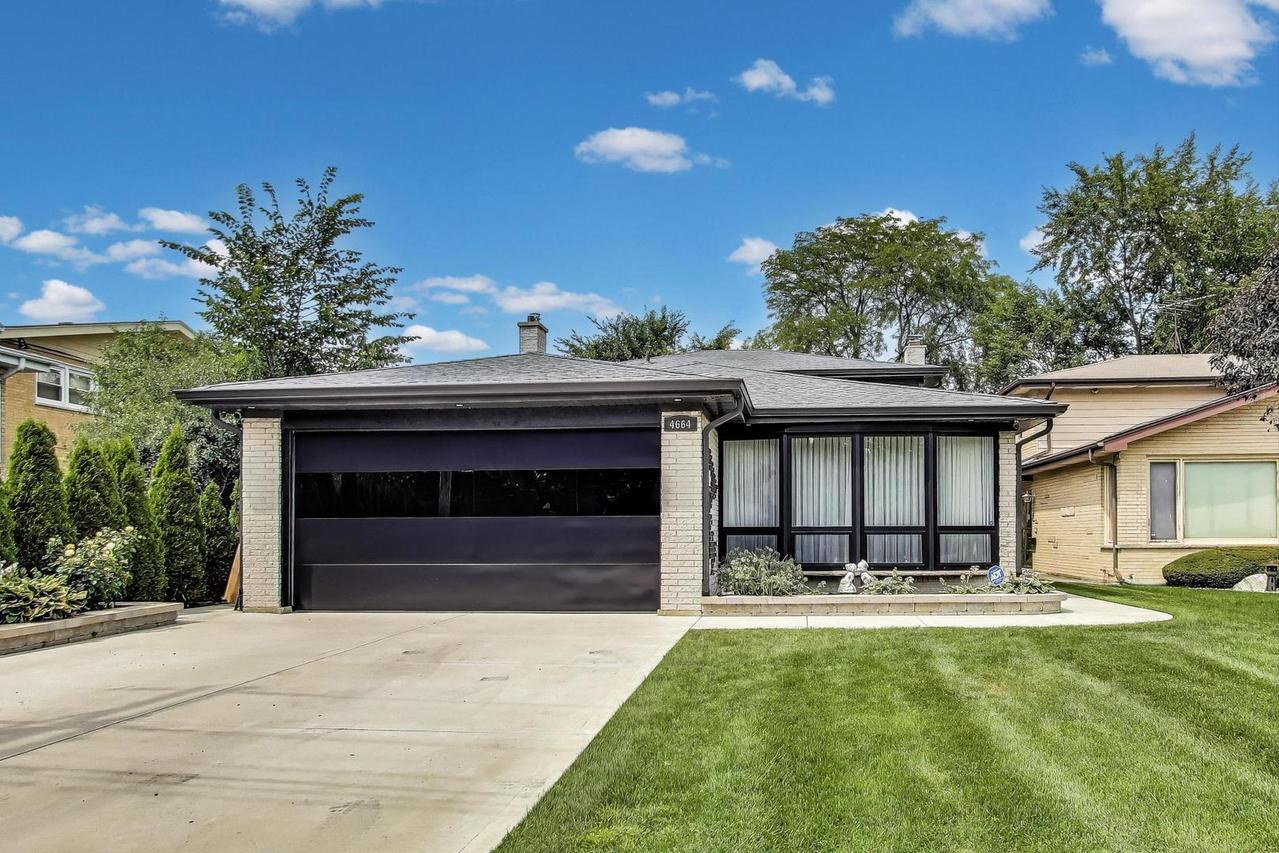4664 W Lunt Ave., Lincolnwood, IL 60712