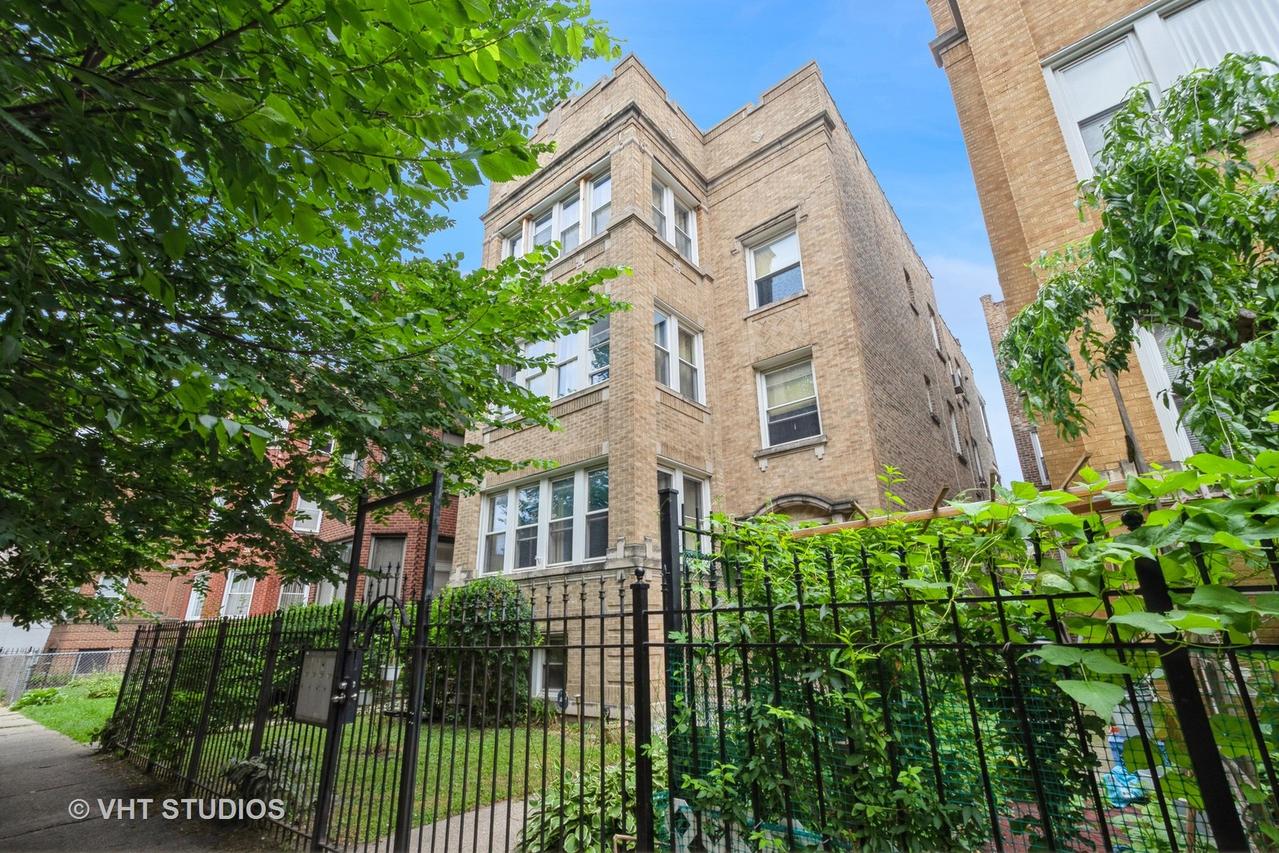 6335 N Claremont Ave., Chicago, IL 60659