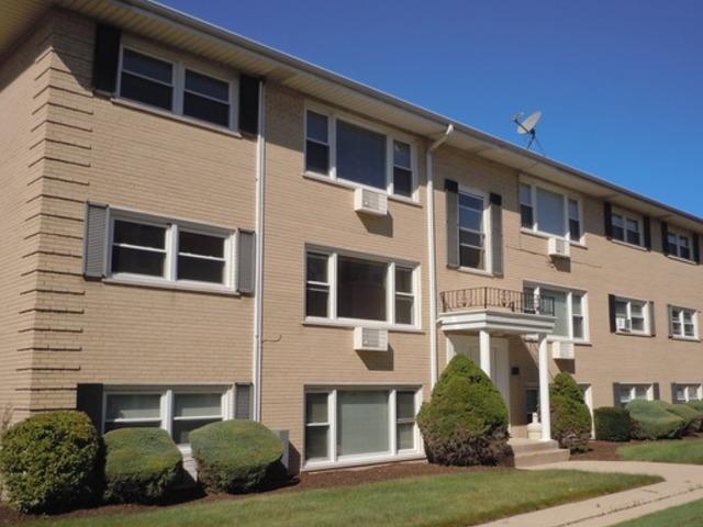 5037 N East River Rd. #1B, Norridge, IL 60706