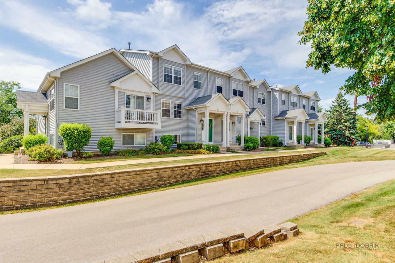 100 W Big Horn Dr. #19-5, Hainesville, IL 60073