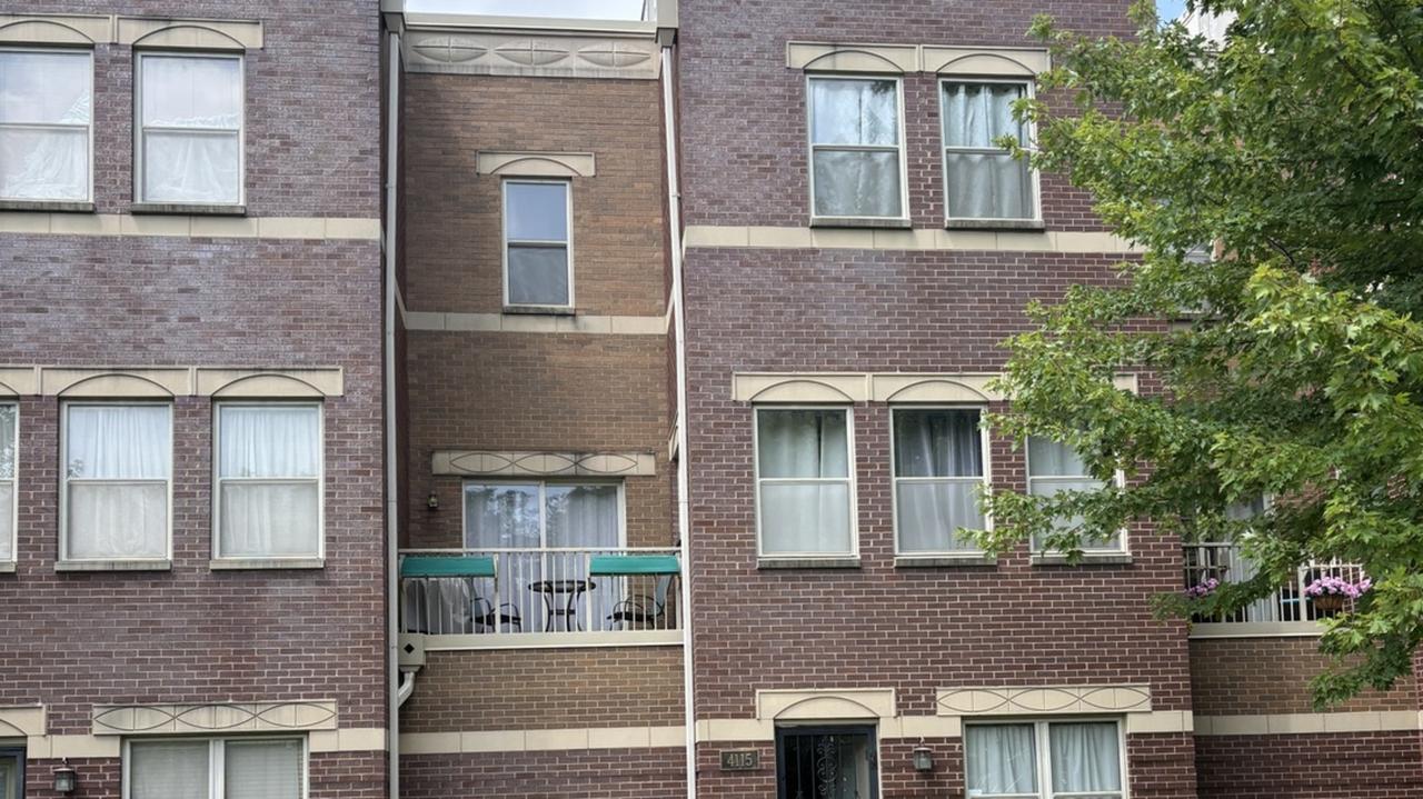 4115 S Maryland Ave., Chicago, IL 60638