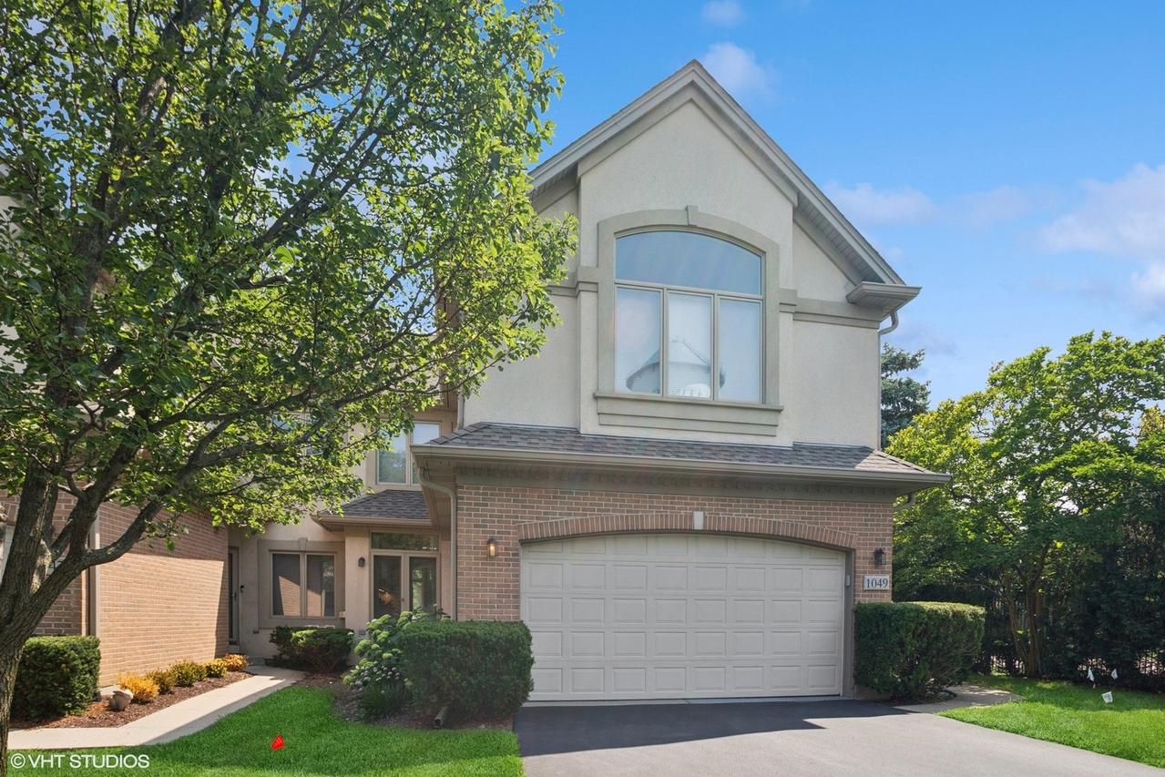 1049 W Sutton Ct., Palatine, IL 60067