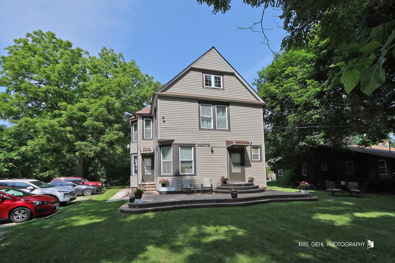 38878 N Sheridan Rd., Beach Park, IL 60099