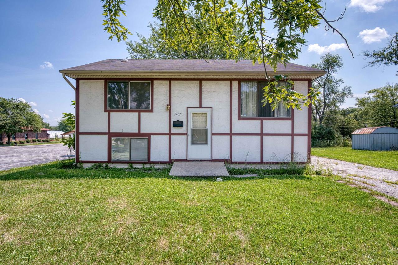 2432 223rd St., Sauk Village, IL 60411