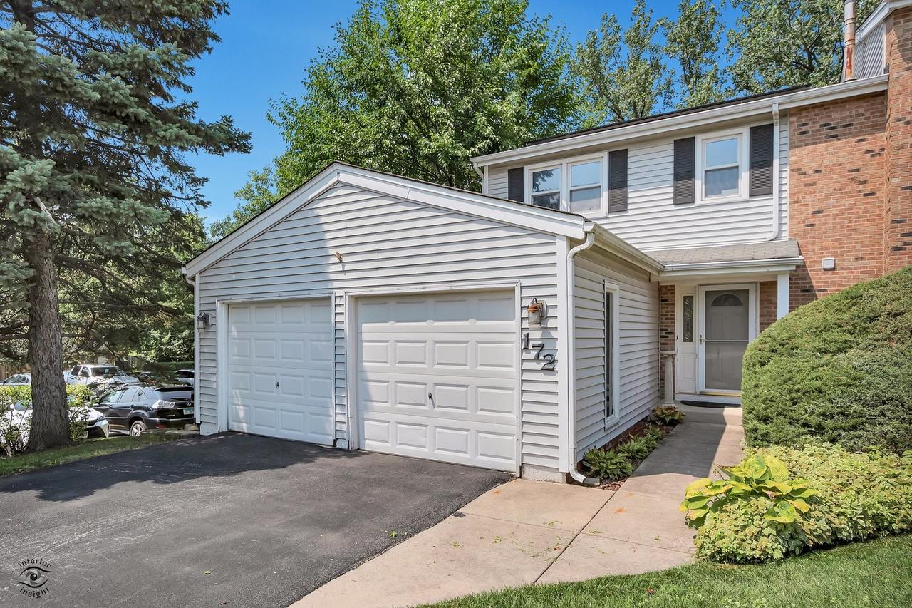172 Pamela Dr., Bolingbrook, IL 60440