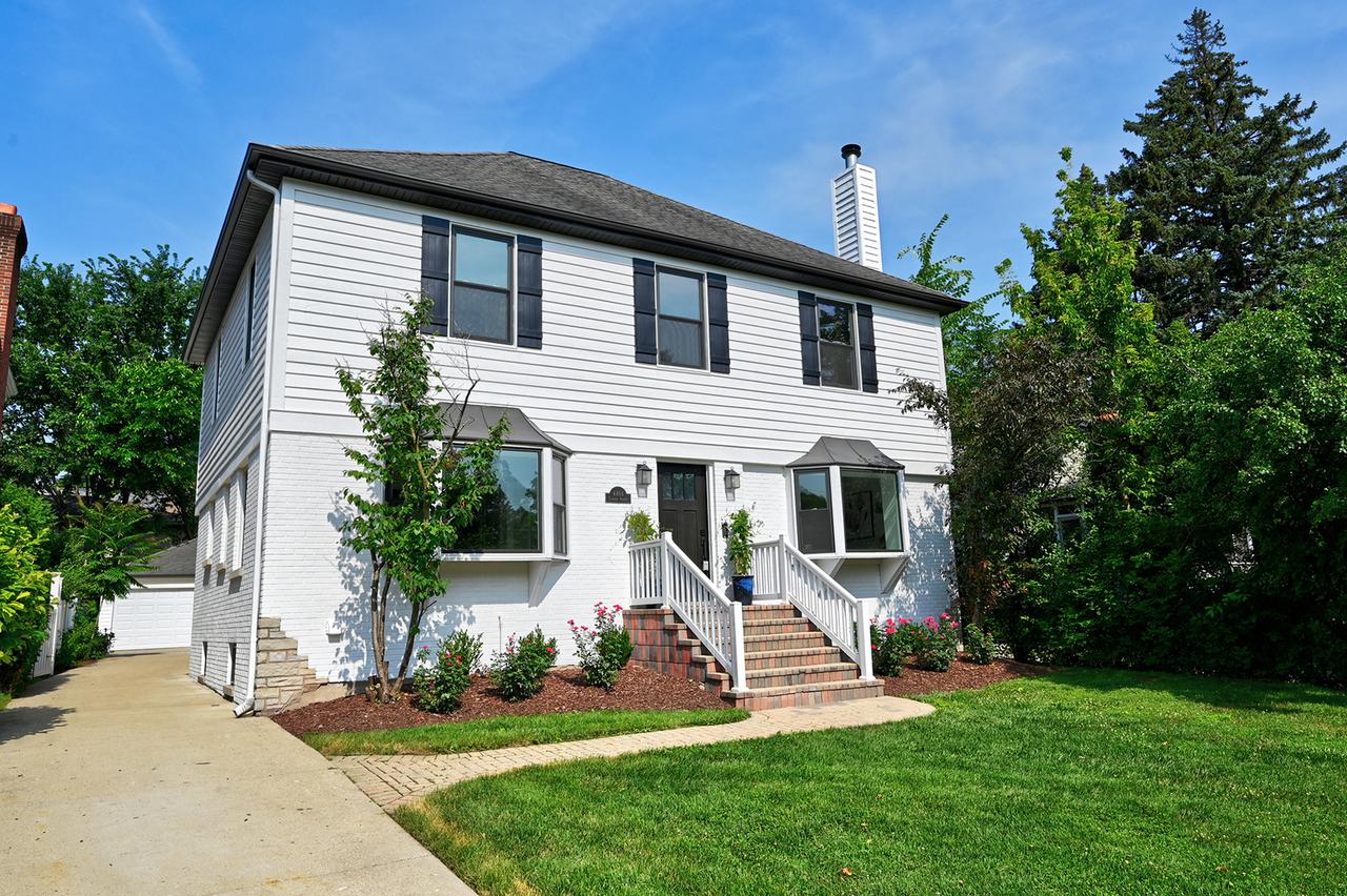 4468 Clausen Ave., Western Springs, IL 60558