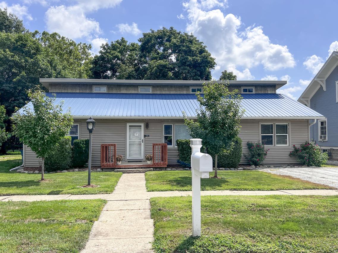 501 N Center St., Colfax, IL 61728