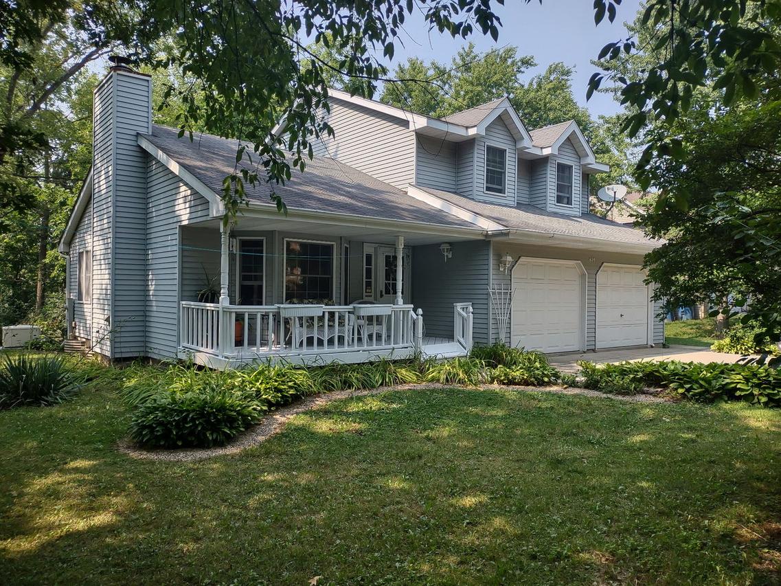 639 Huntley Ter., Crete, IL 60417