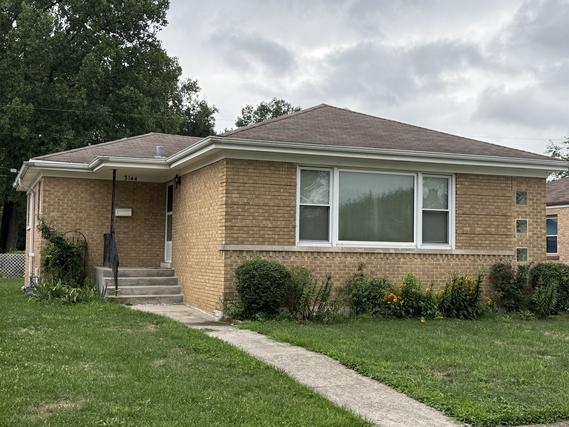 New Homes with Master Bedrooms on the 1st Floor in South Chicago Heights: July 26th to August 1st