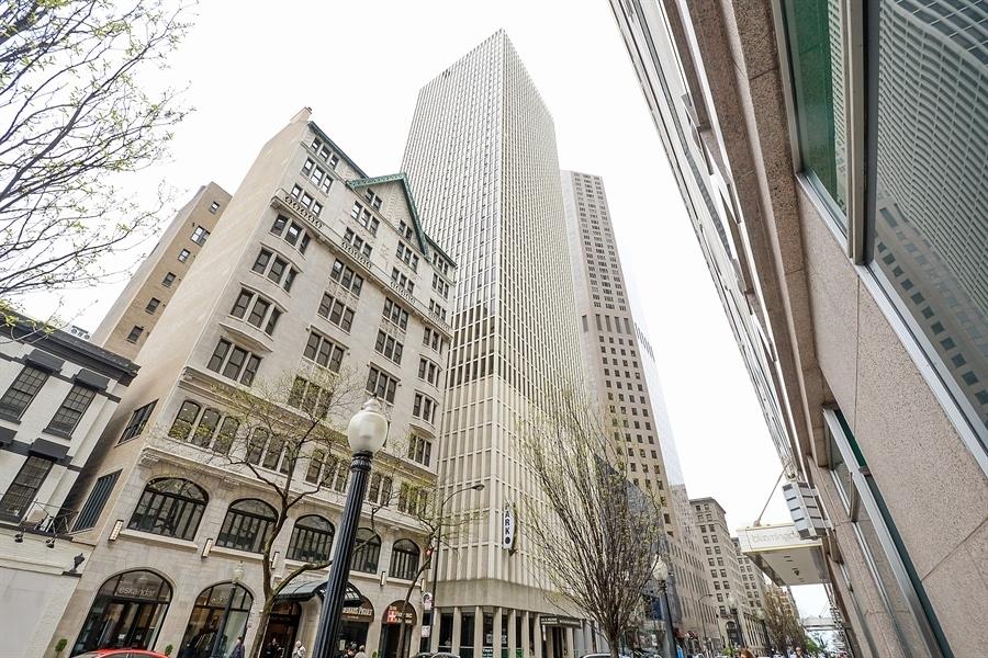 100 E Walton St. #20D, Chicago, IL 60611