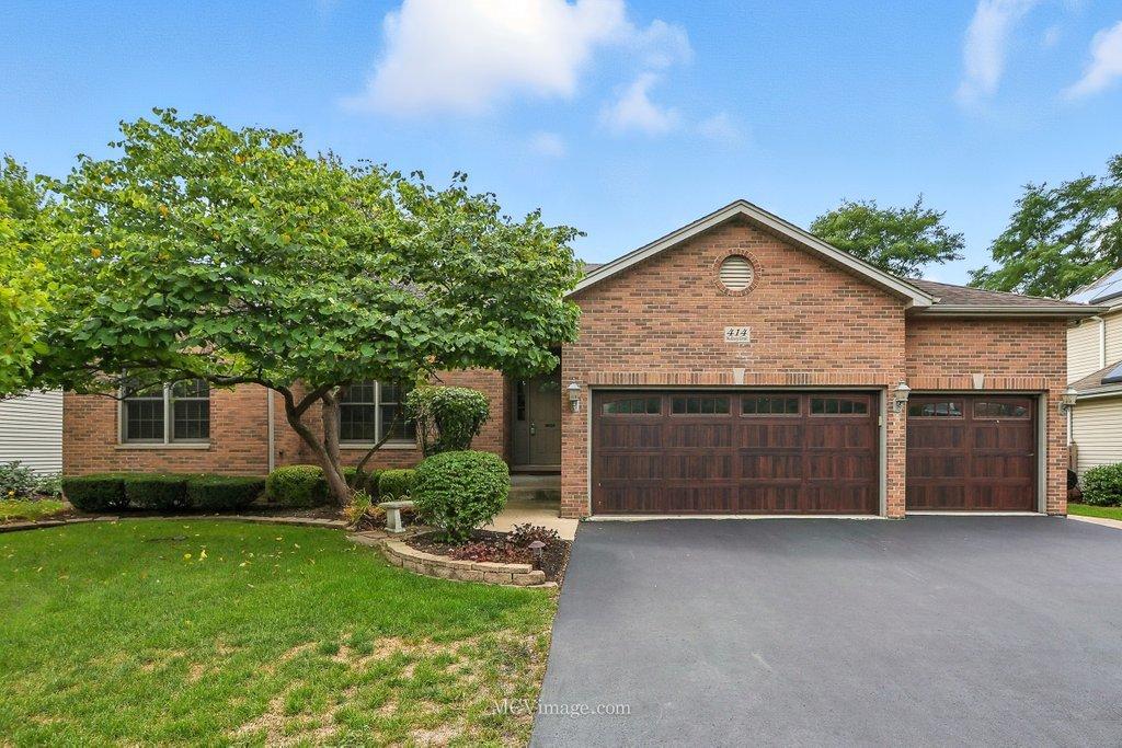 414 Sudbury Cir., Oswego, IL 60543