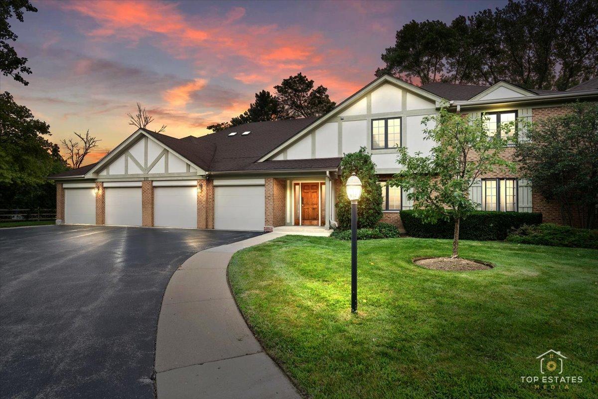 960 Ivy Ln. #A, Deerfield, IL 60015
