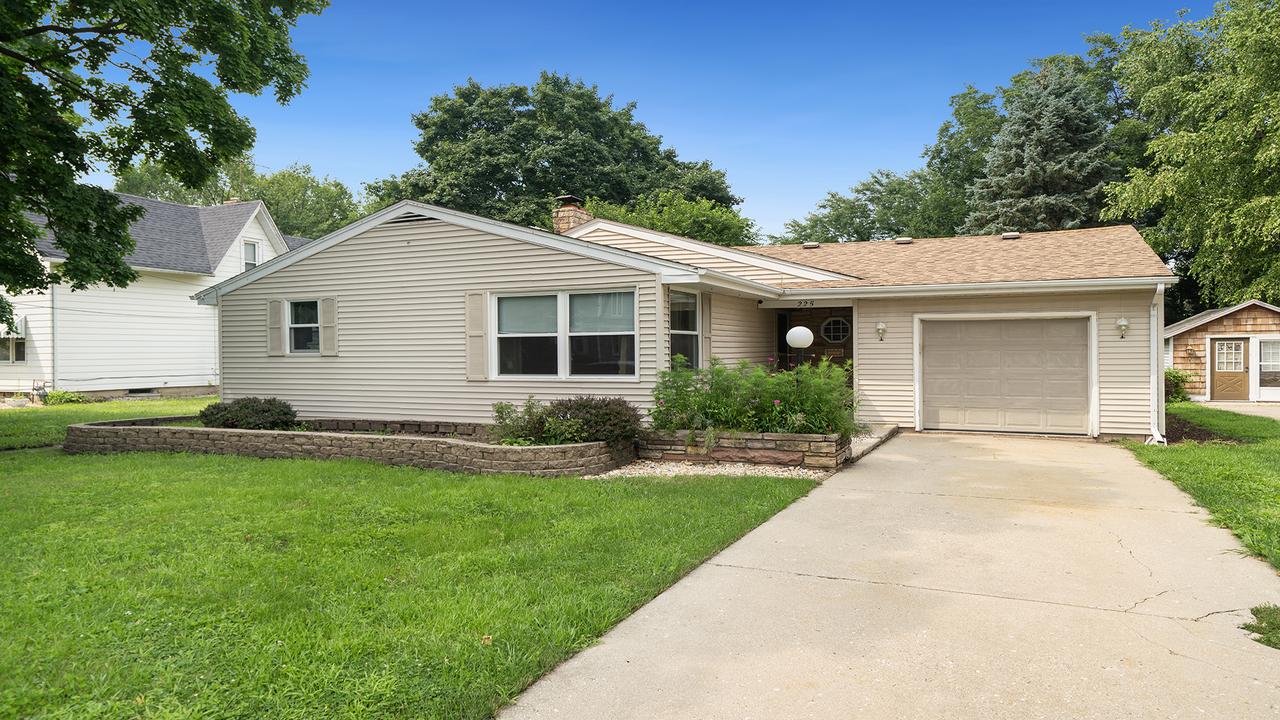 225 E 4th St., Byron, IL 61010