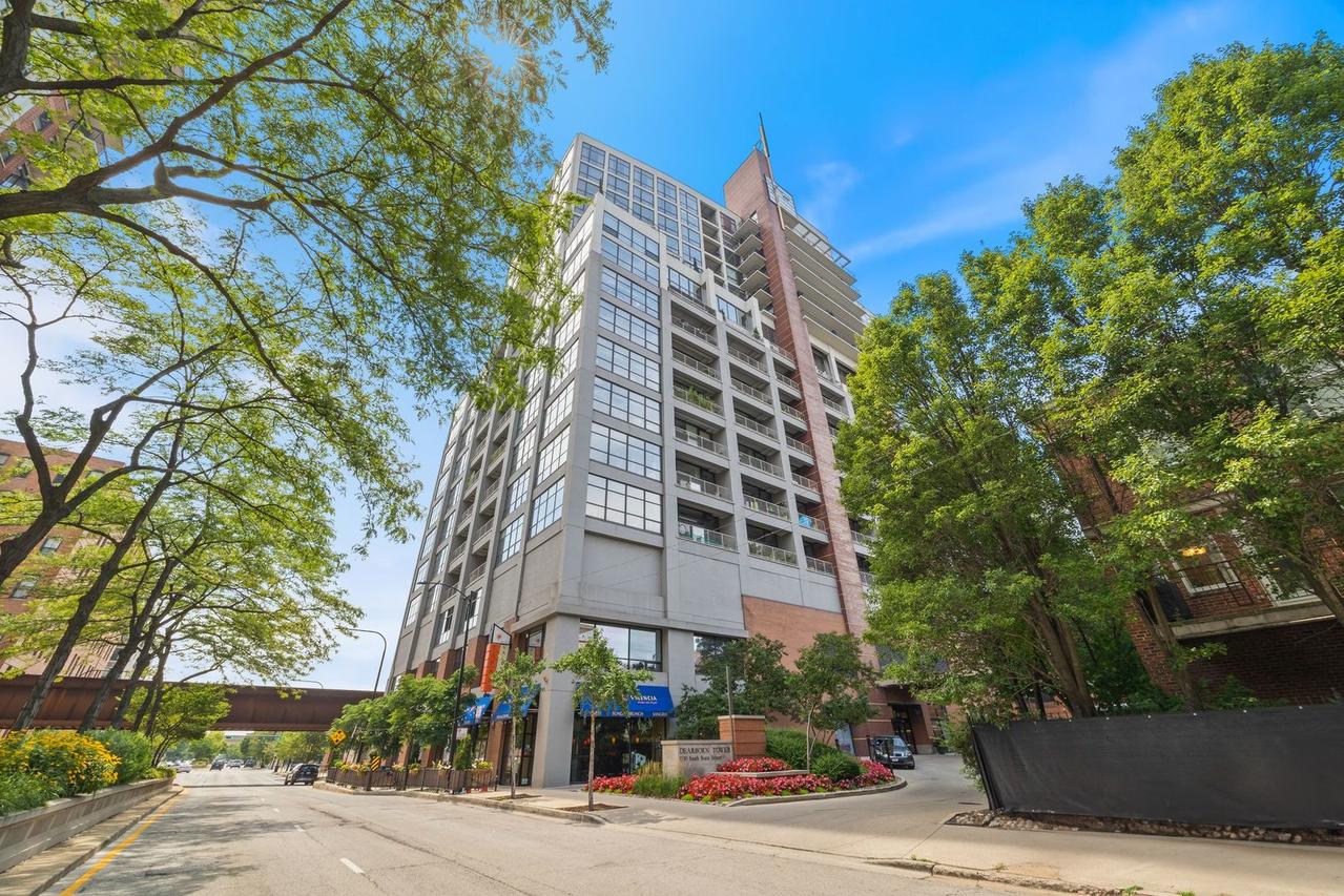 1530 S State St. #620, Chicago, IL 60605